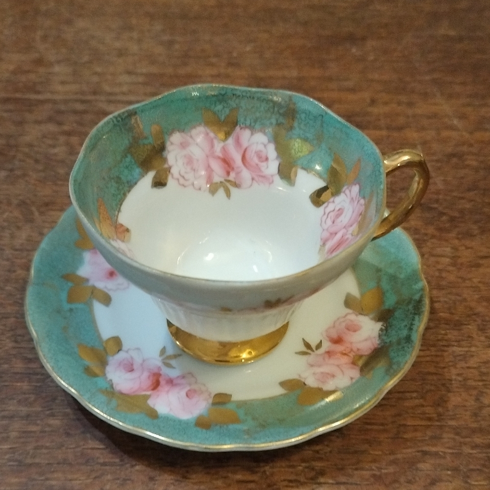 Marco Floral Teacup and Saucer Set with Gold Accents